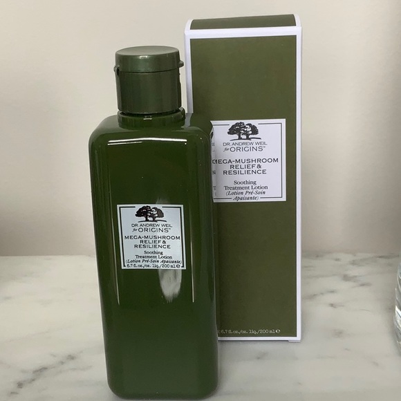 Origins Dr. Andrew Weil for Origins™ Mega-Mushroom Relief & Resilience Soothing - Picture 5 of 6